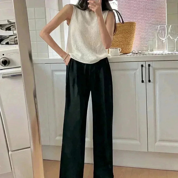 Beige Casual Women's Solid Round Neck Knit Top - Picture 3 of 8